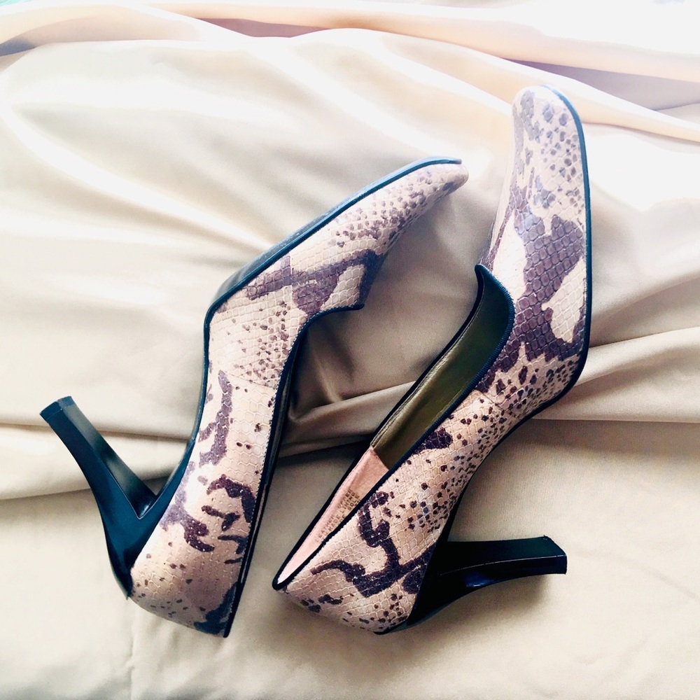 Enzo Angiolini Textured Size 7